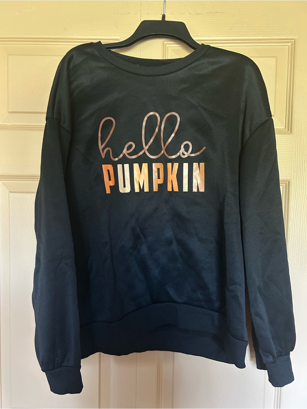 SHEIN Black Sweatshirt with Metallic Copper 'hello PUMPKIN' Graphic
